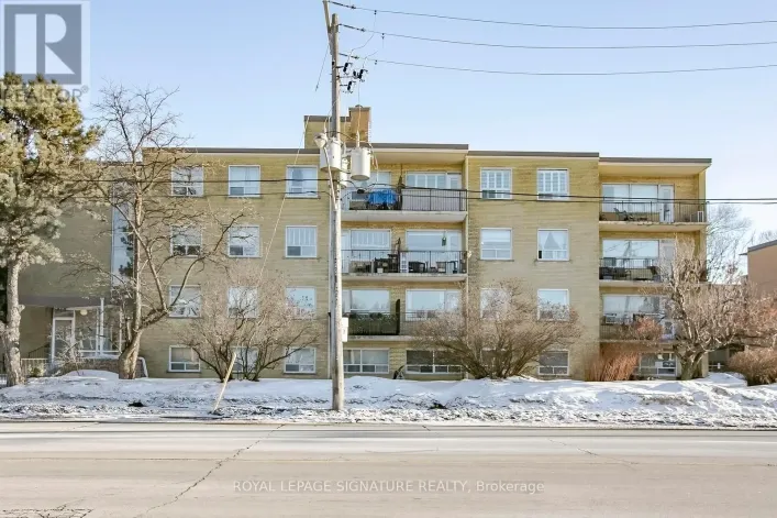 Apartment for sale: 305 - 219 WILSON AVENUE, Toronto