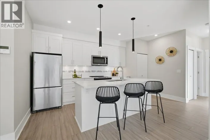 305 22335 MCINTOSH AVENUE, Maple Ridge