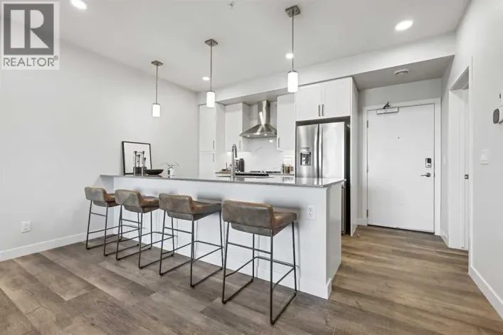 305, 255 Les Jardins Park SE, Calgary