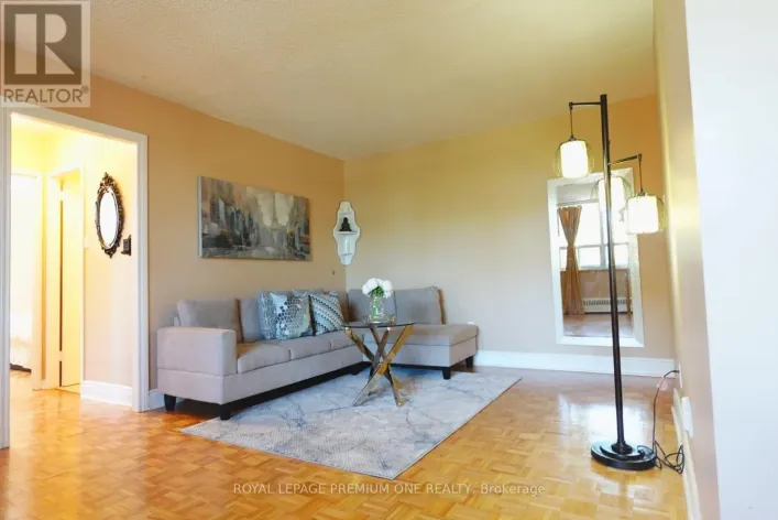 305 - 3065 QUEEN FREDERICA DRIVE, Mississauga