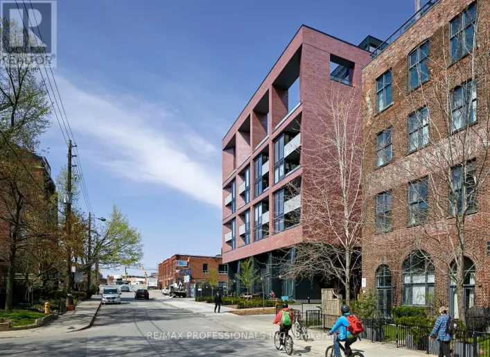 305 - 383 SORAUREN AVENUE, Toronto