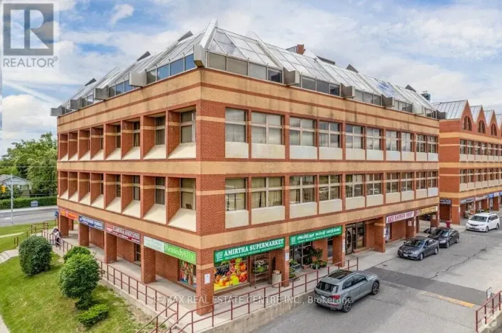 305 - 3852 FINCH AVENUE E, Toronto