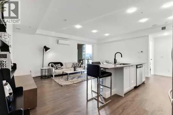 305, 4138 University Avenue NW, Calgary