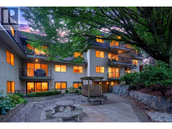 305 466 E EIGHTH AVENUE, New Westminster