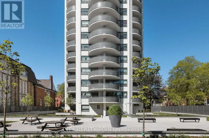 305 - 485 HURON STREET, Toronto