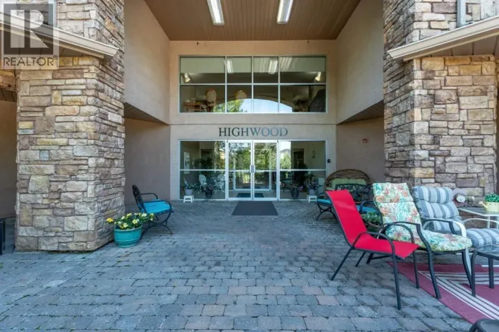 305, 500 7 Street NW, High River