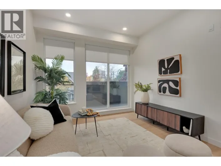 305 600 ROCHESTER AVENUE, Coquitlam