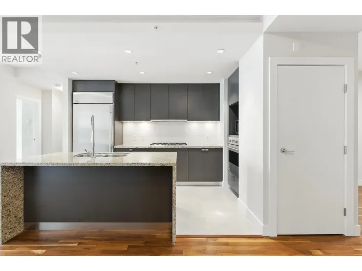 305 6080 IONA DRIVE, Vancouver