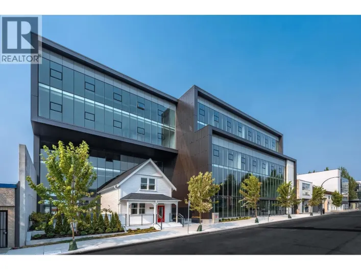 305 63 W 6TH AVENUE, Vancouver