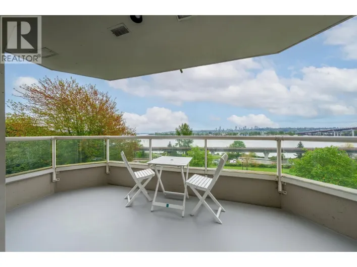 305 69 JAMIESON COURT, New Westminster