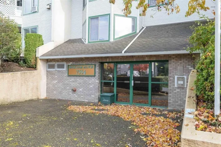 305 7554 BRISKHAM STREET, Mission