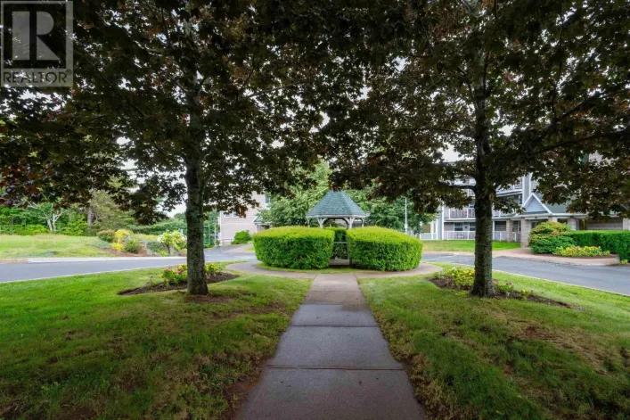 305 93 Kearney Lake Road, Halifax