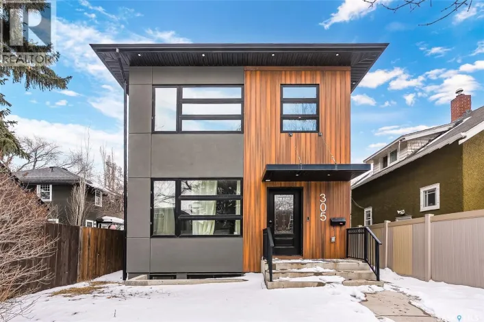 House for sale: 305 Clarence AVENUE S, Saskatoon