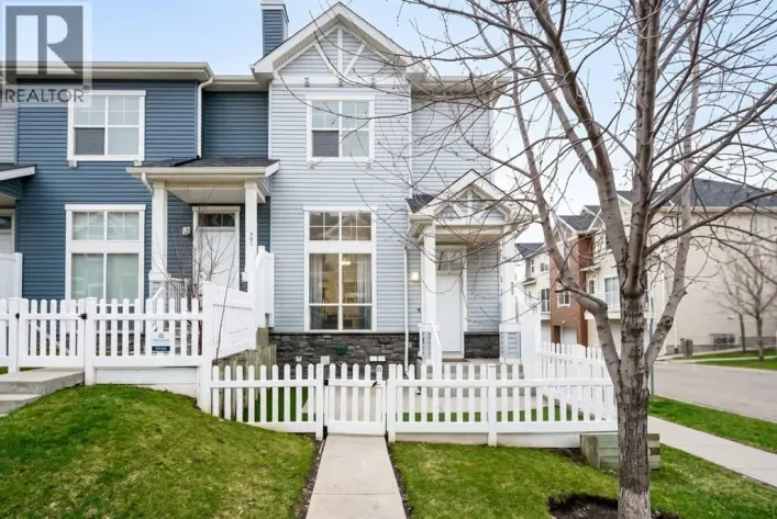 305 Elgin Gardens SE, Calgary