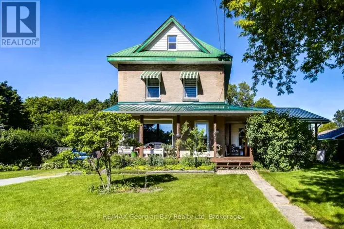 House for sale: 305 LINDSAY STREET E, Midland