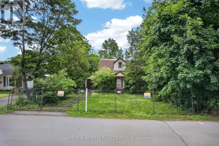 305 MOUNTBATTEN AVENUE, Ottawa