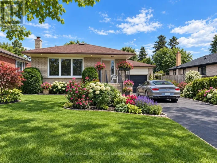 305 QUEEN MARY DRIVE, Oakville