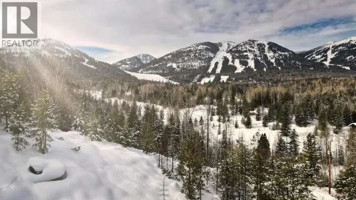 305 RICHIE Road, Rossland