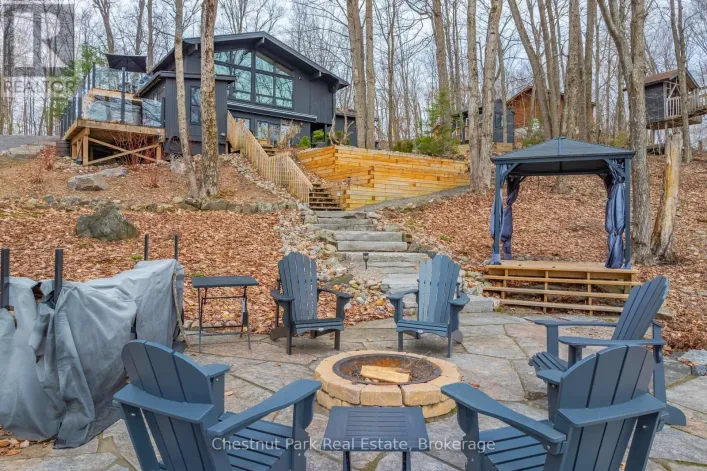 305 SALMON LAKE ROAD, Seguin
