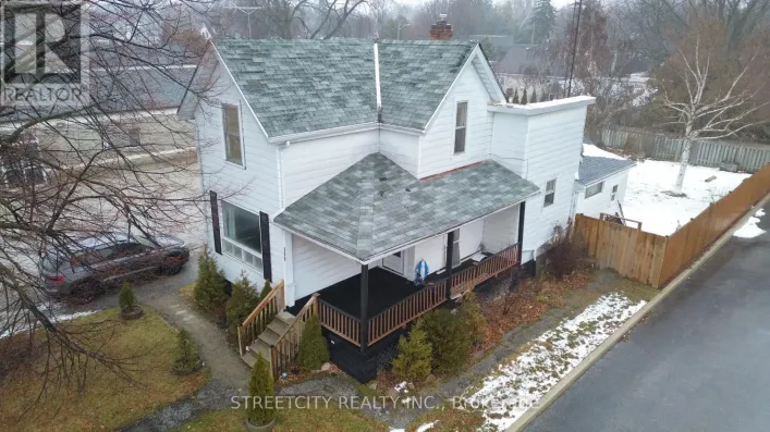 305 ST CLAIR STREET, Chatham-Kent