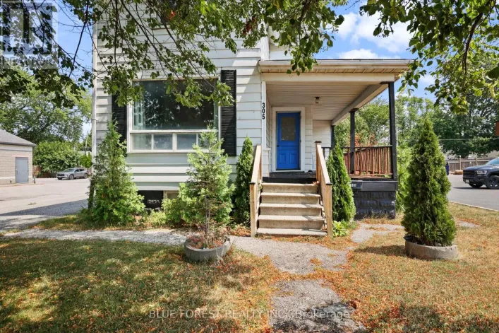 305 ST CLAIR STREET, Chatham-Kent