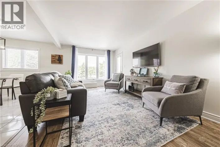 3050 PINEMEADOW Drive Unit# 30, Burlington