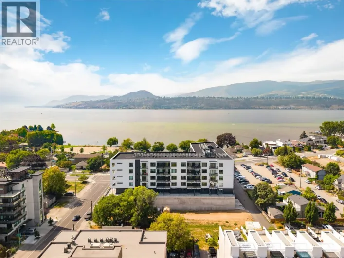 3051 Abbott Street Unit# 206, Kelowna