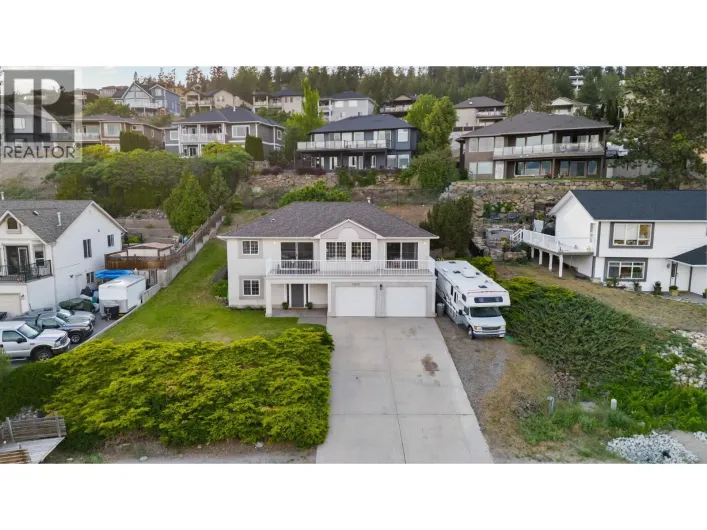 3052 Ensign Way, West Kelowna