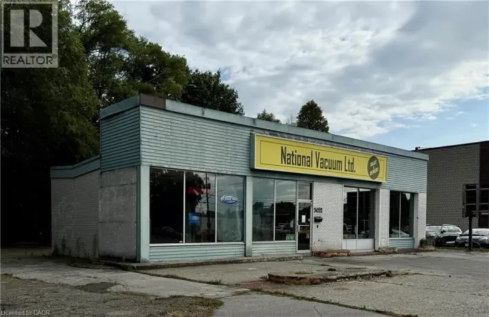 3052 NEW Street, Burlington