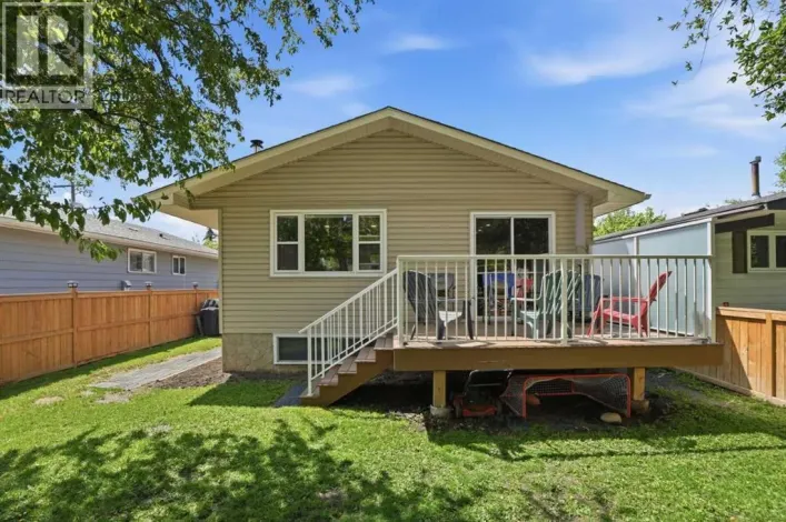 3056 32A Street SE, Calgary