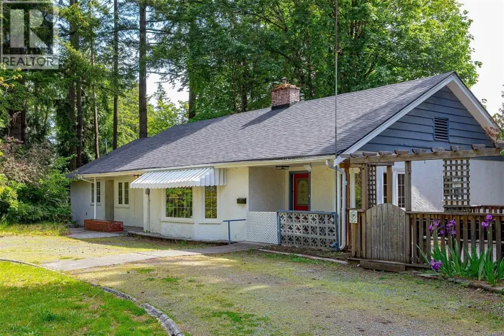 3056 Gibbins Rd, Duncan