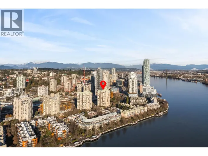 306 1045 QUAYSIDE DRIVE, New Westminster