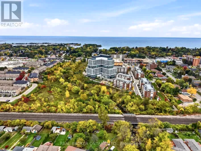 306 - 1063 DOUGLAS MCCURDY COMMON, Mississauga