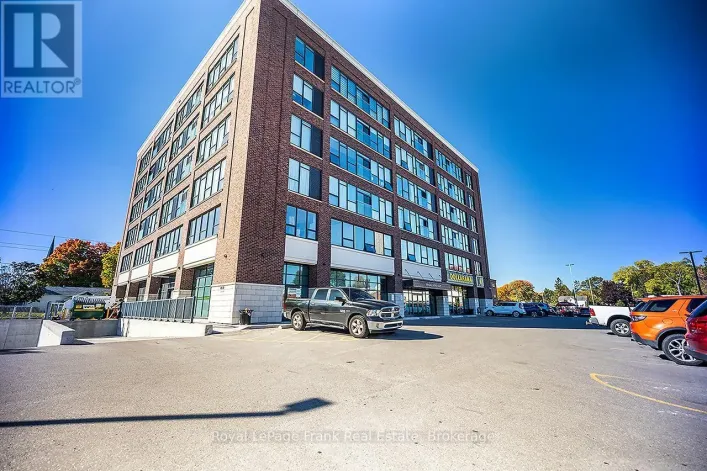 306 - 109 KING AVENUE E, Clarington