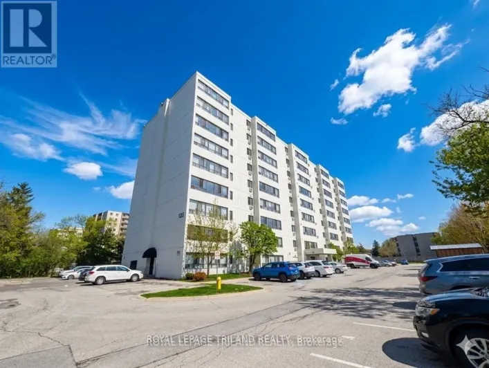 306 - 135 BASE LINE ROAD W, London South