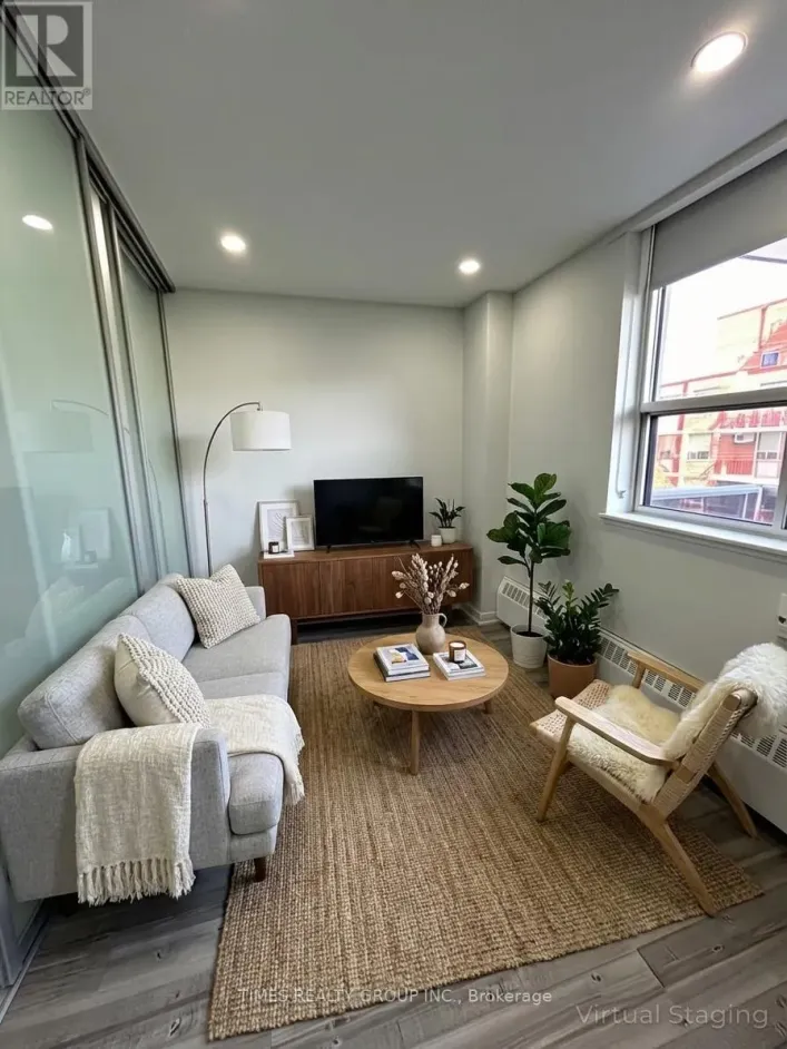 306 - 15 WALMER ROAD, Toronto