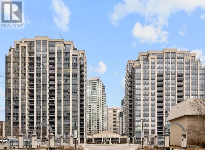 306 - 18 HOLLYWOOD AVENUE, Toronto