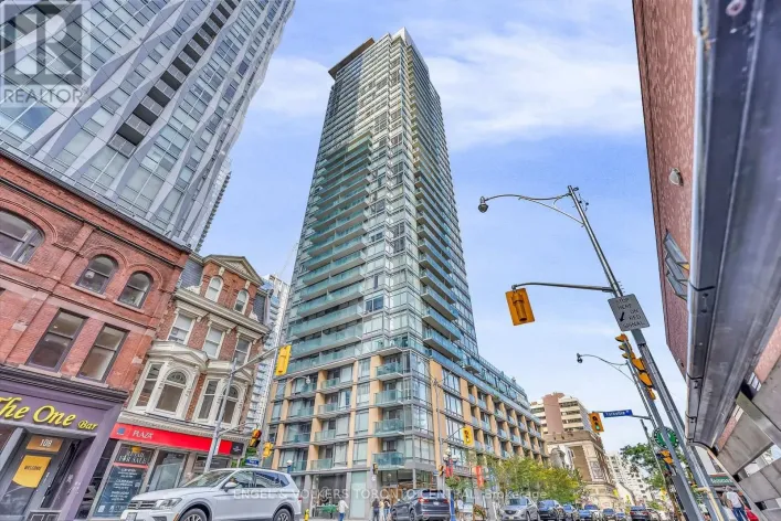 306 - 18 YORKVILLE AVENUE, Toronto