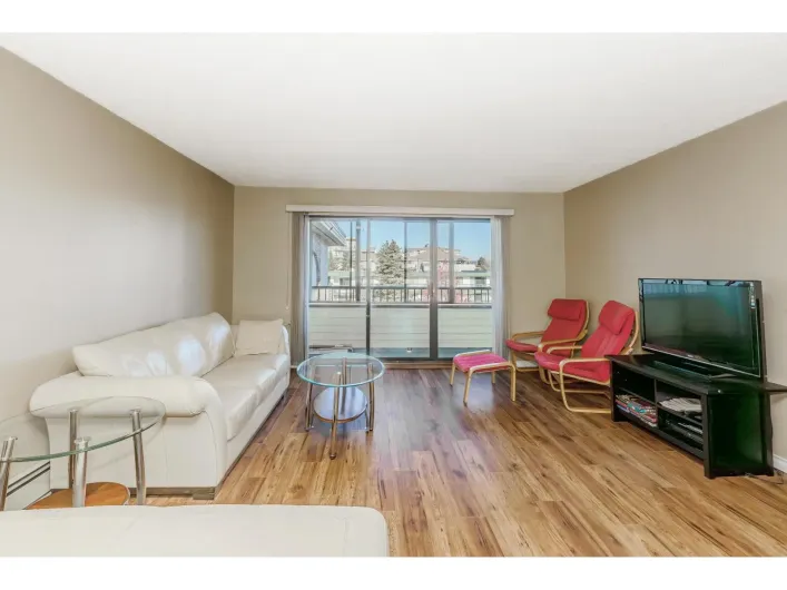 306 20460 54 AVENUE, Langley