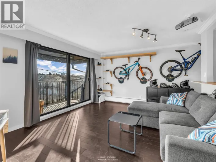 306 2222 CAMBRIDGE STREET, Vancouver