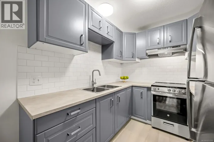 306 282 Birch St, Campbell River