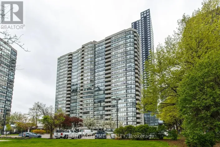306 - 330 RATHBURN ROAD W, Mississauga