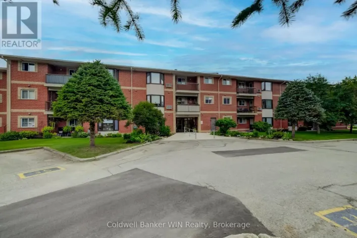 306 - 440 DURHAM STREET W, Wellington North
