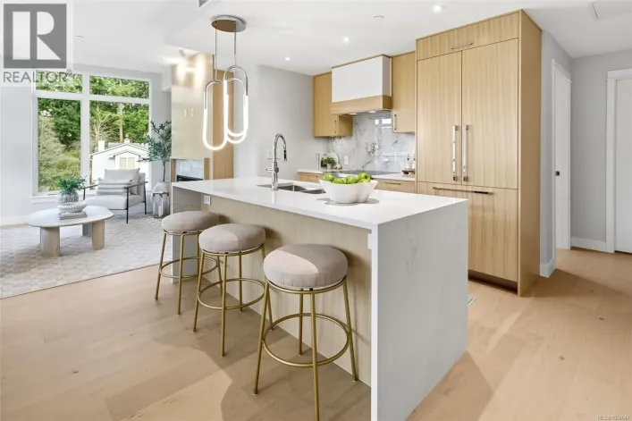 306 5229 Cordova Bay Rd, Saanich