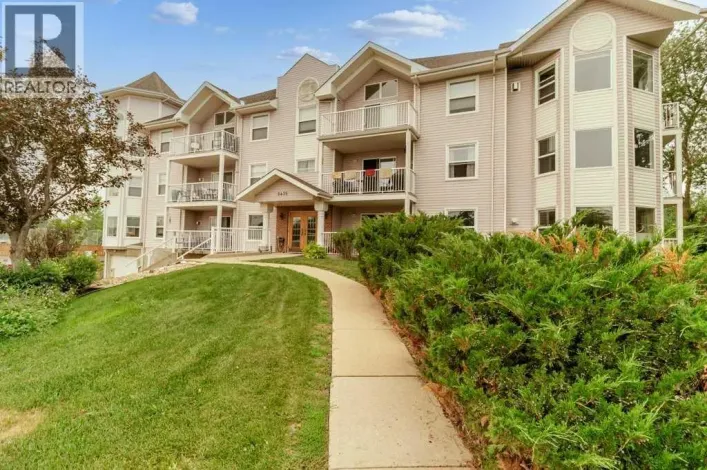 306, 5435 Lakeshore Drive, Sylvan Lake