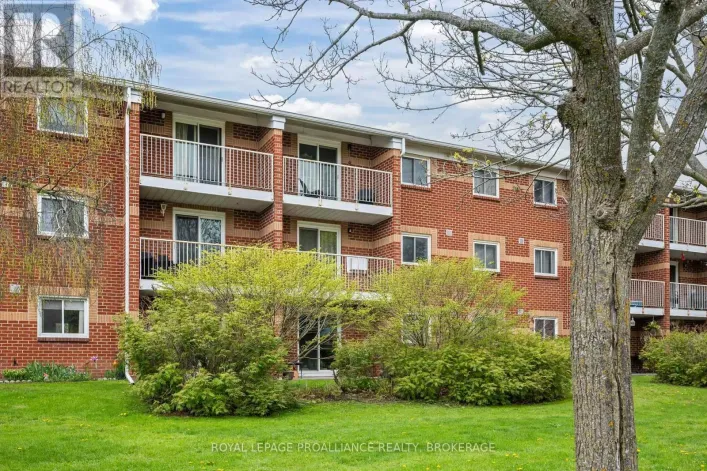 306 - 573 ARMSTRONG ROAD, Kingston