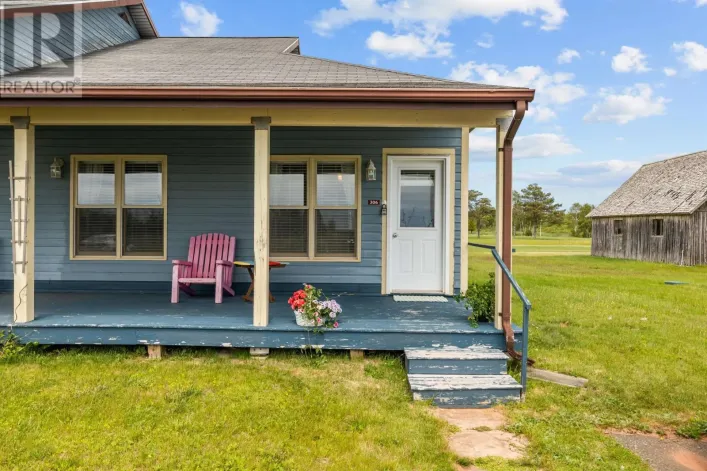 306 6216 Route 11, Mont Carmel