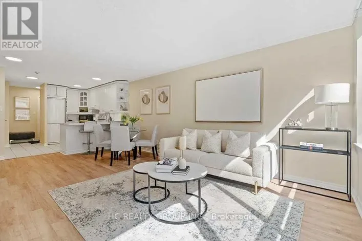 306 - 633 BAY STREET, Toronto