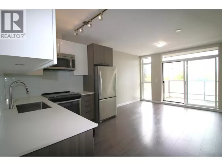 306 6555 VICTORIA DRIVE, Vancouver