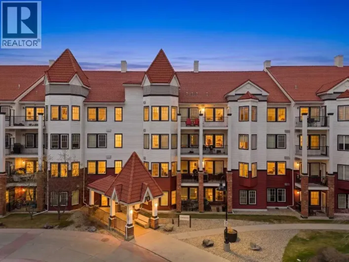 306, 70 Royal Oak Plaza NW, Calgary
